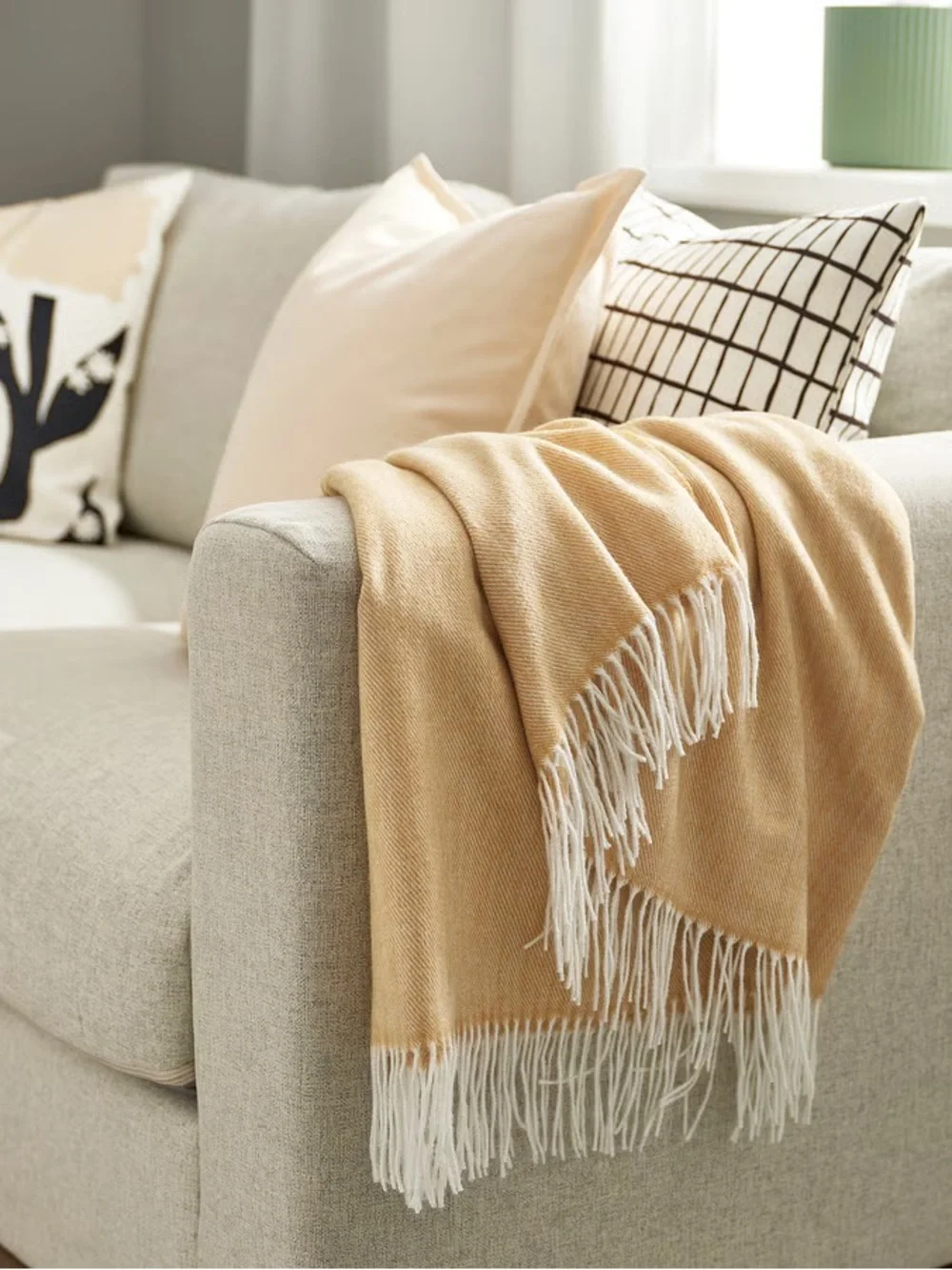 Set of Reversible Fringe Throws - Beige and Light Gray